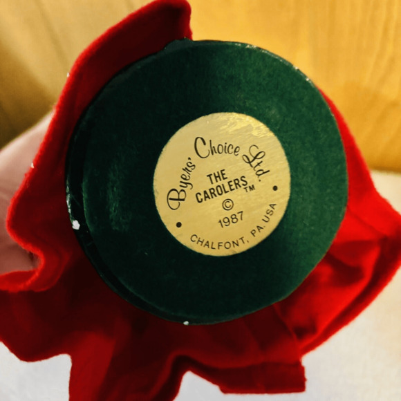 Byers Choice Caroler Woman Red Dress Plaid Bow 1987 Christmas Figurine USA - Picture 5 of 5